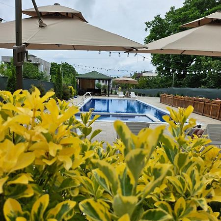 Green Terrace 코불레티 외부 사진